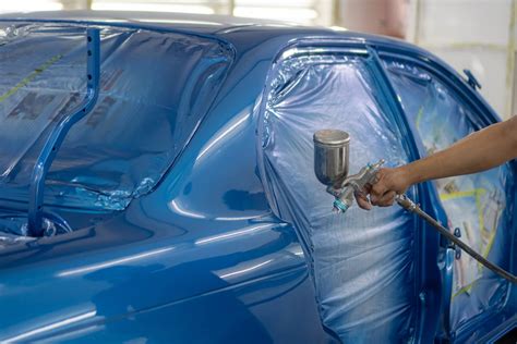 Is Painting or Wrapping a Car Cheaper? A Cost-Benefit Analysis